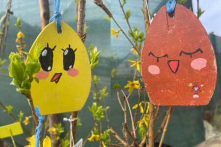 Osterdeko Kueken und Henne